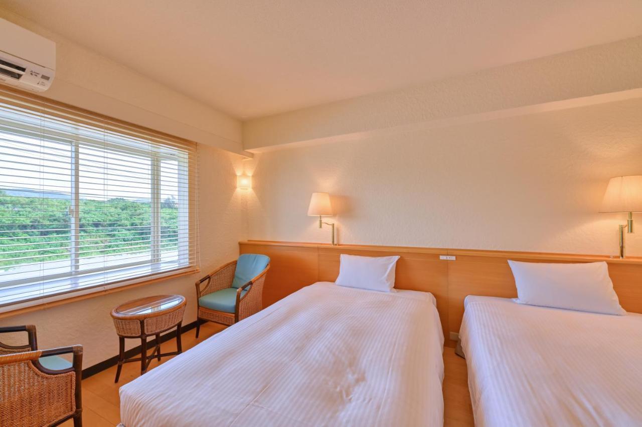 Beach Hotel Sunshine Ishigakijima Ishigaki  Exterior photo